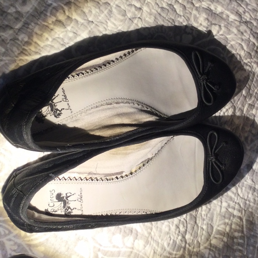 Very soft all leather flat